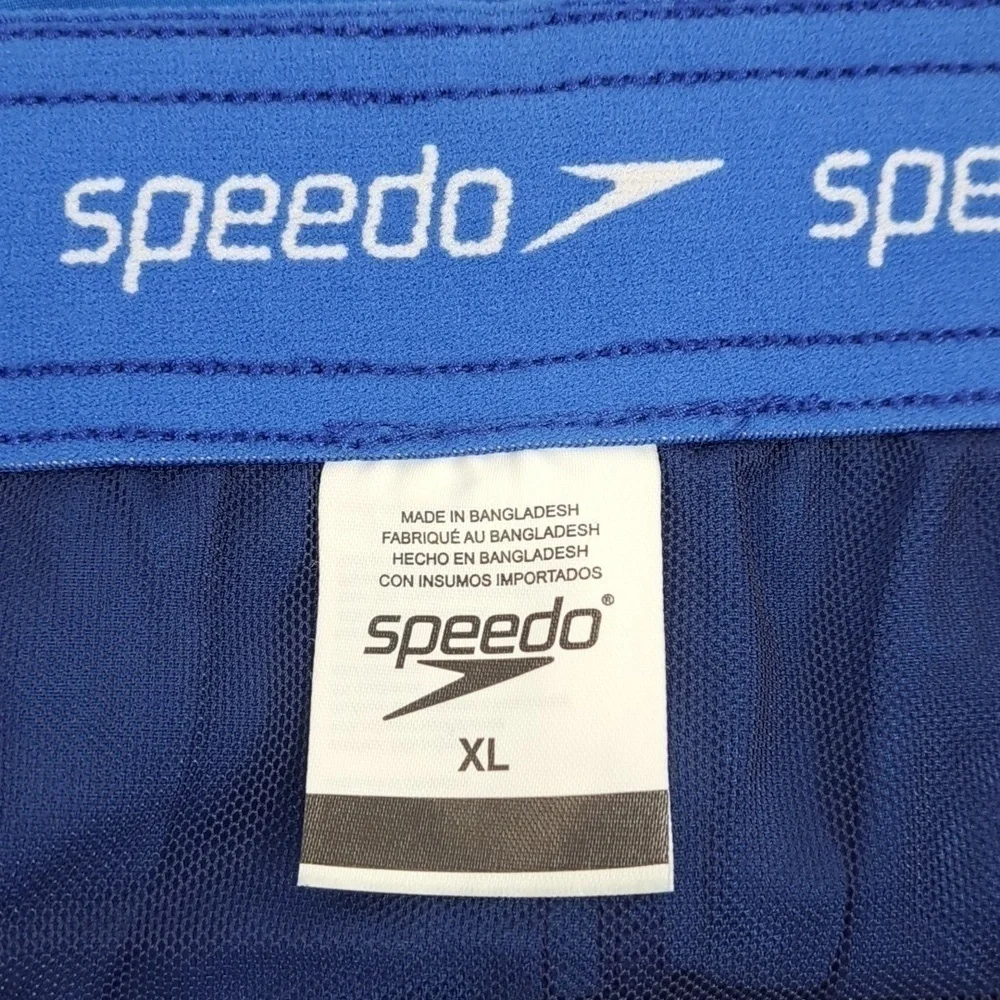 Speedo royal blue front & back pockets  XL casual summer swim trunk shorts